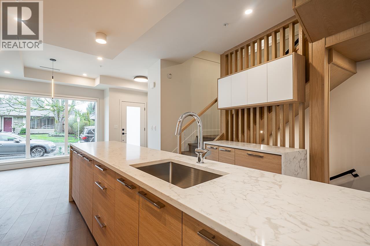 3161 Canfield Crescent, North Vancouver, British Columbia  V7R 2V9 - Photo 13 - R3106611