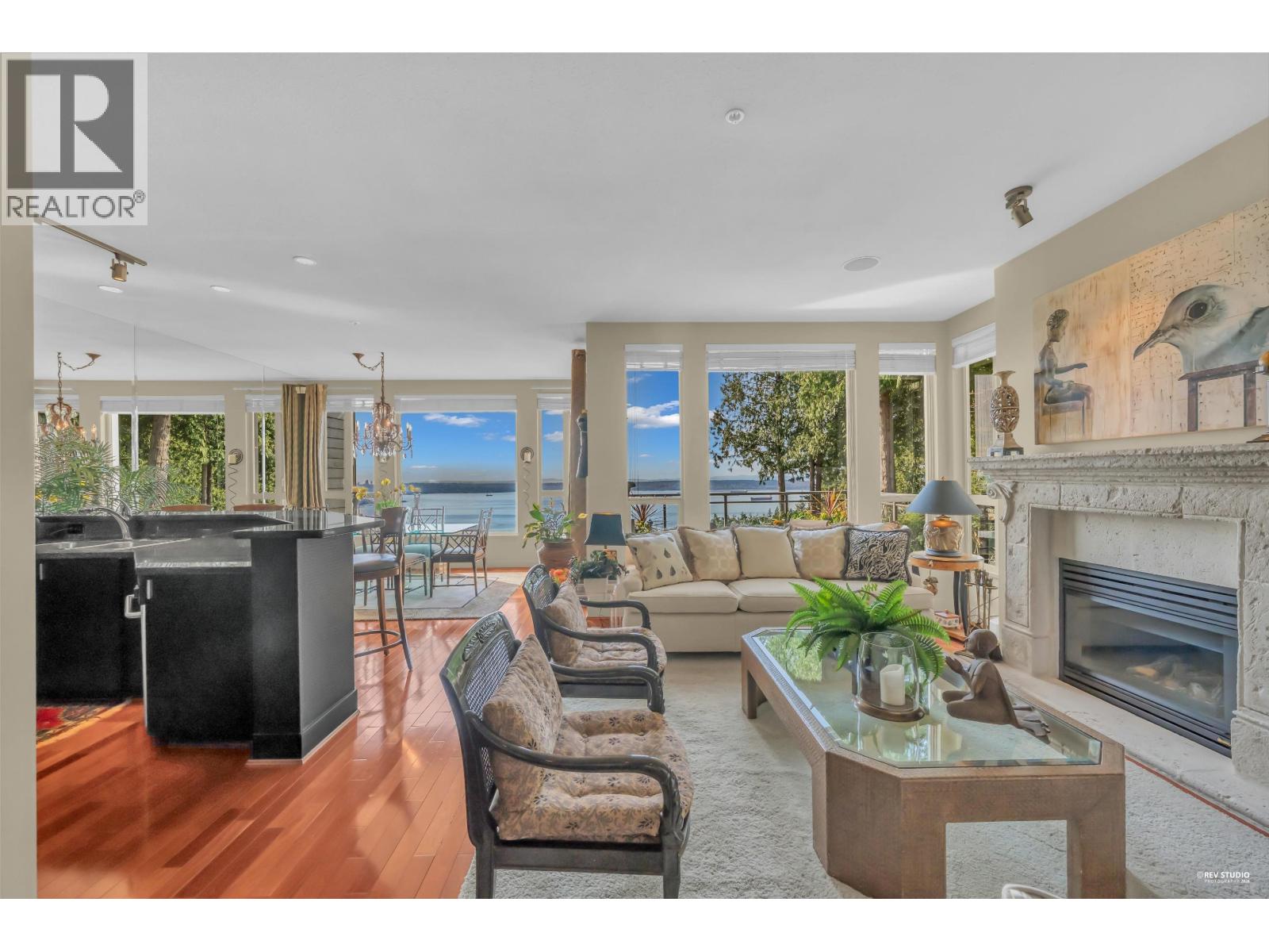 2472 Shadbolt Lane, West Vancouver, British Columbia  V7S 3J1 - Photo 8 - R3106612