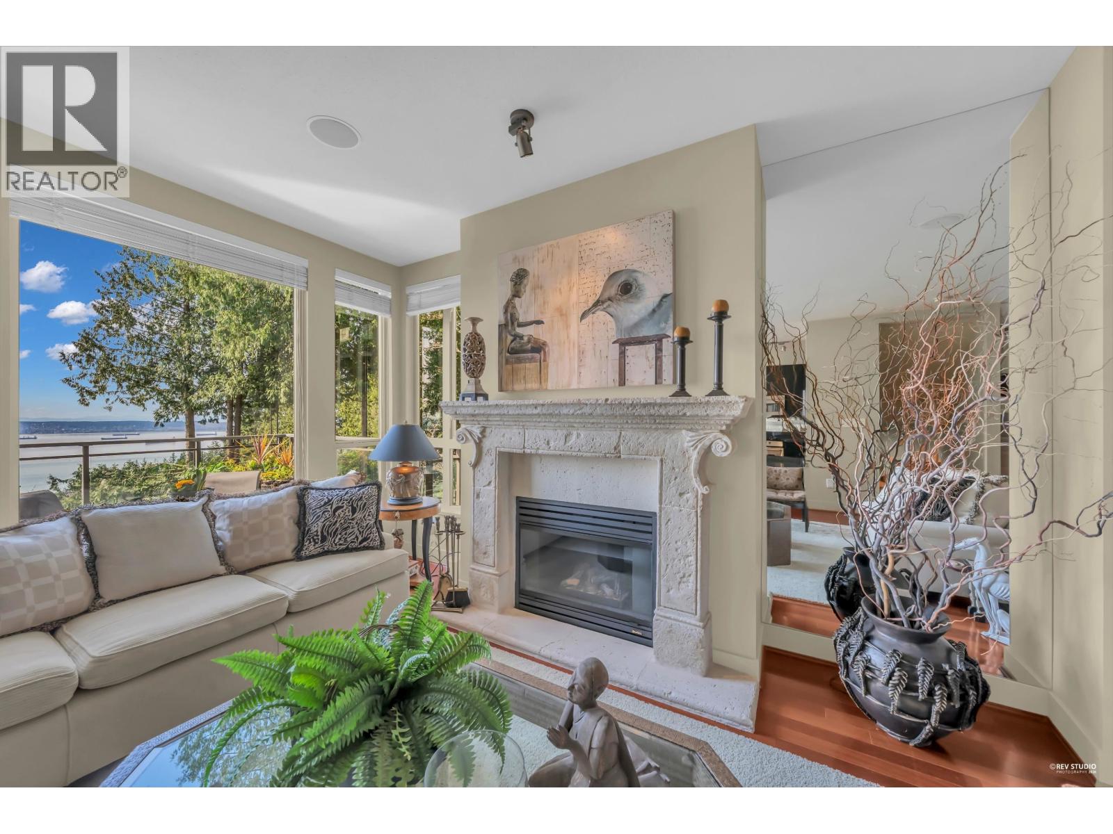 2472 Shadbolt Lane, West Vancouver, British Columbia  V7S 3J1 - Photo 9 - R3106612