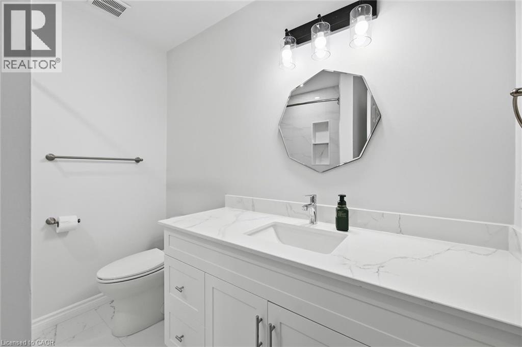 2344 Glastonbury Road, Burlington, Ontario  L7P 3Y3 - Photo 29 - 40817315