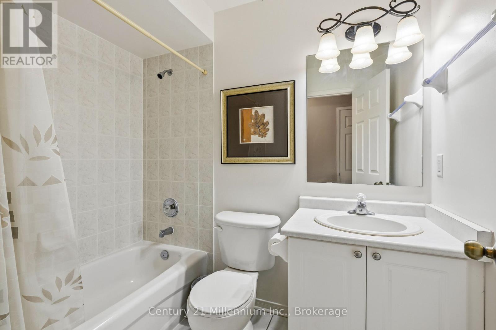 135 Royal Beech Drive, Wasaga Beach, Ontario  L9Z 2N3 - Photo 14 - S12953758