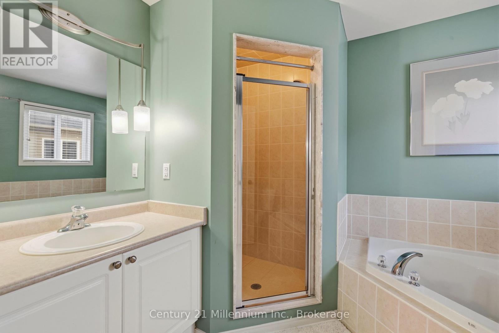 135 Royal Beech Drive, Wasaga Beach, Ontario  L9Z 2N3 - Photo 17 - S12953758