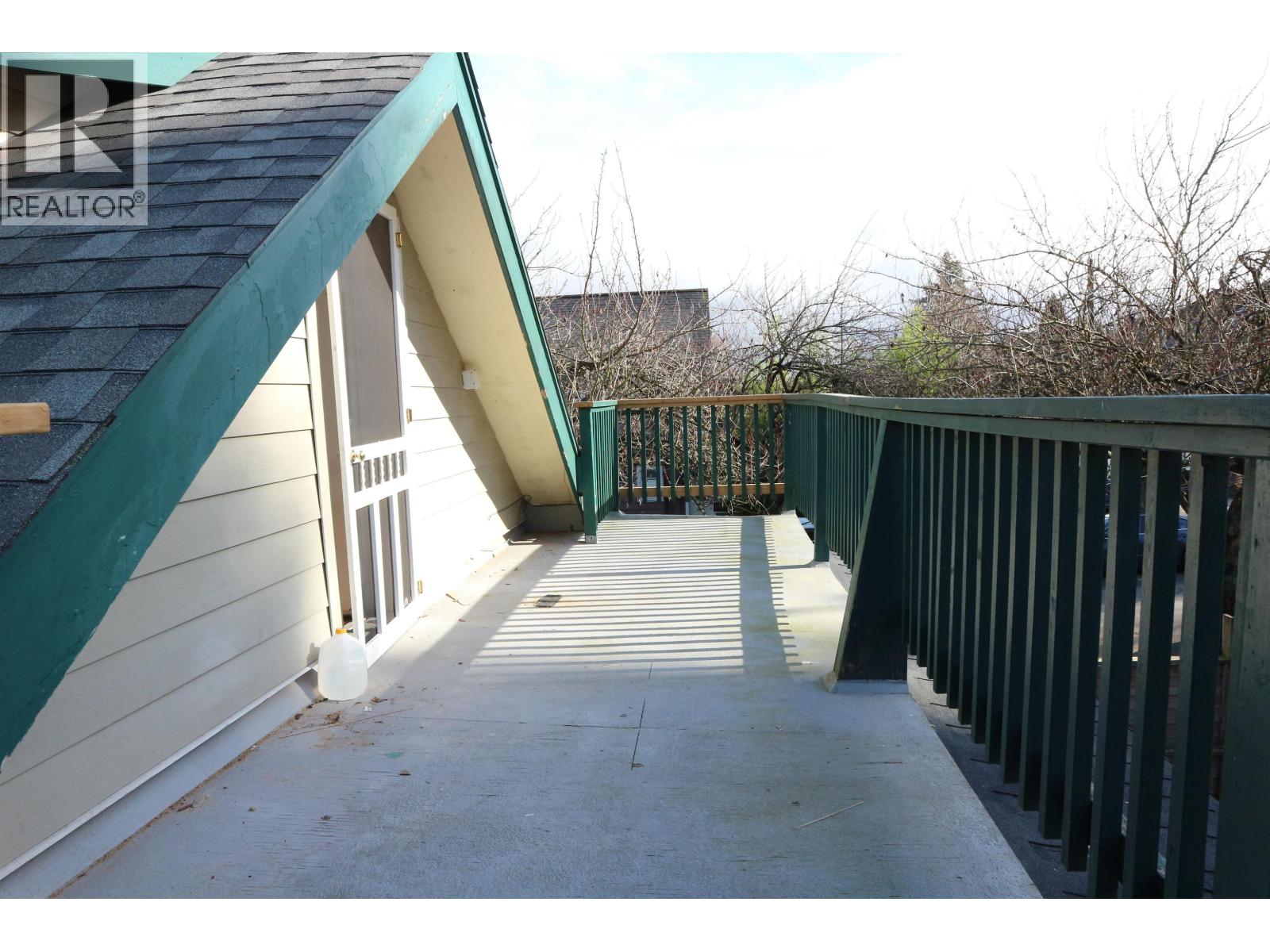 796 E 12th Avenue, Vancouver, British Columbia  V5T 2H9 - Photo 3 - R3106644