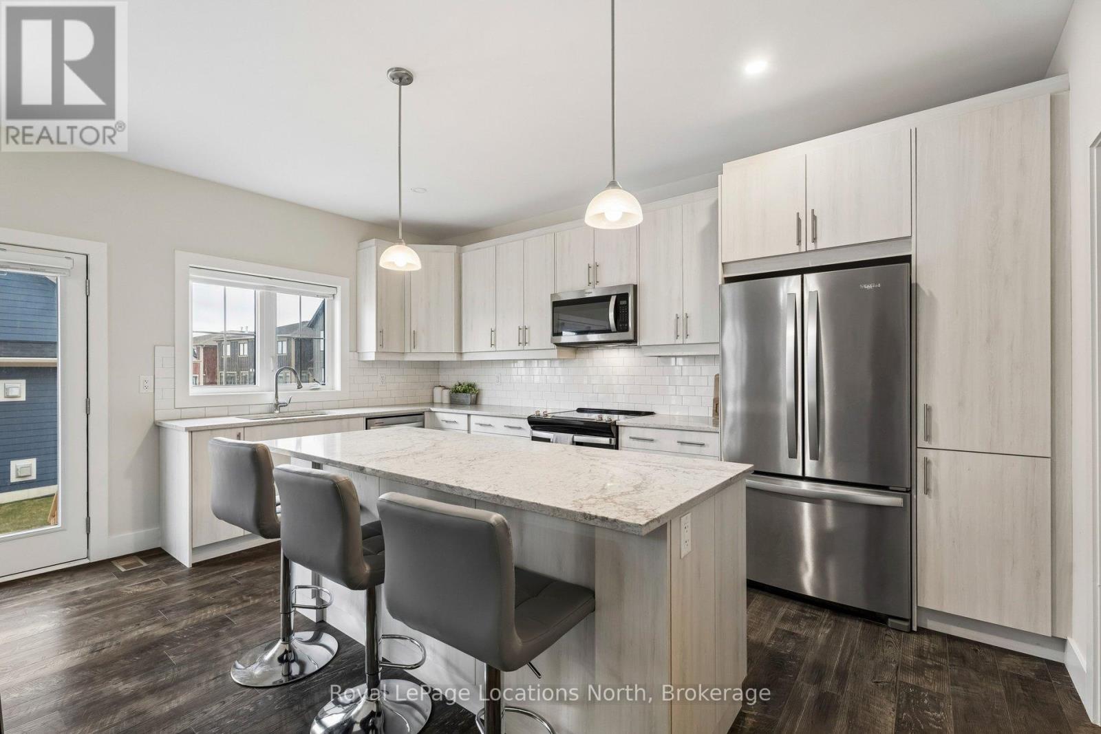 163 Courtland Street, Blue Mountains, Ontario  L9Y 5L7 - Photo 11 - X12953762