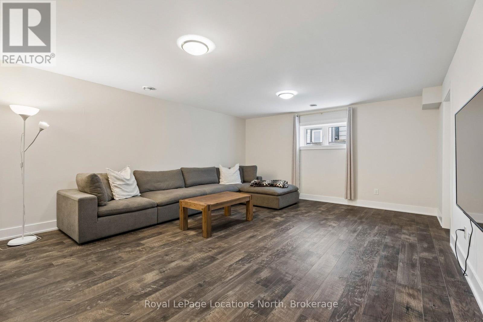 163 Courtland Street, Blue Mountains, Ontario  L9Y 5L7 - Photo 33 - X12953762