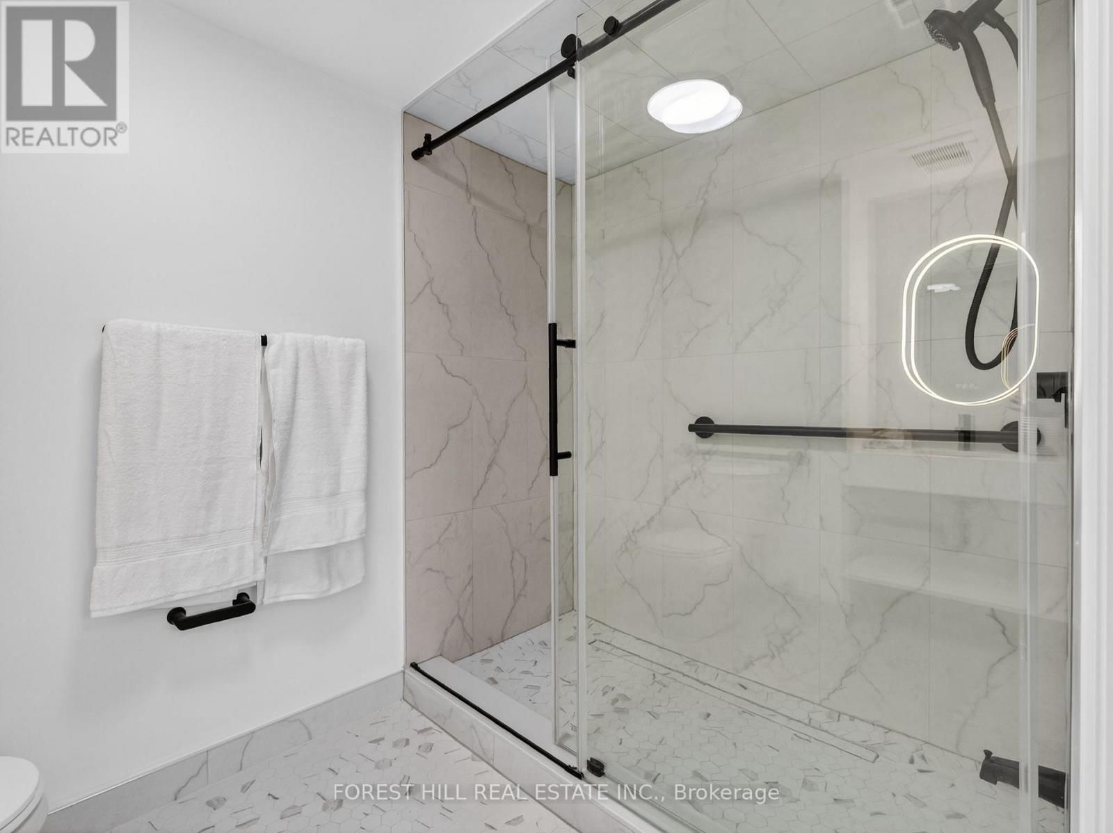 B - 4 Southwell Drive, Toronto, Ontario  M3B 2N7 - Photo 16 - C12945744