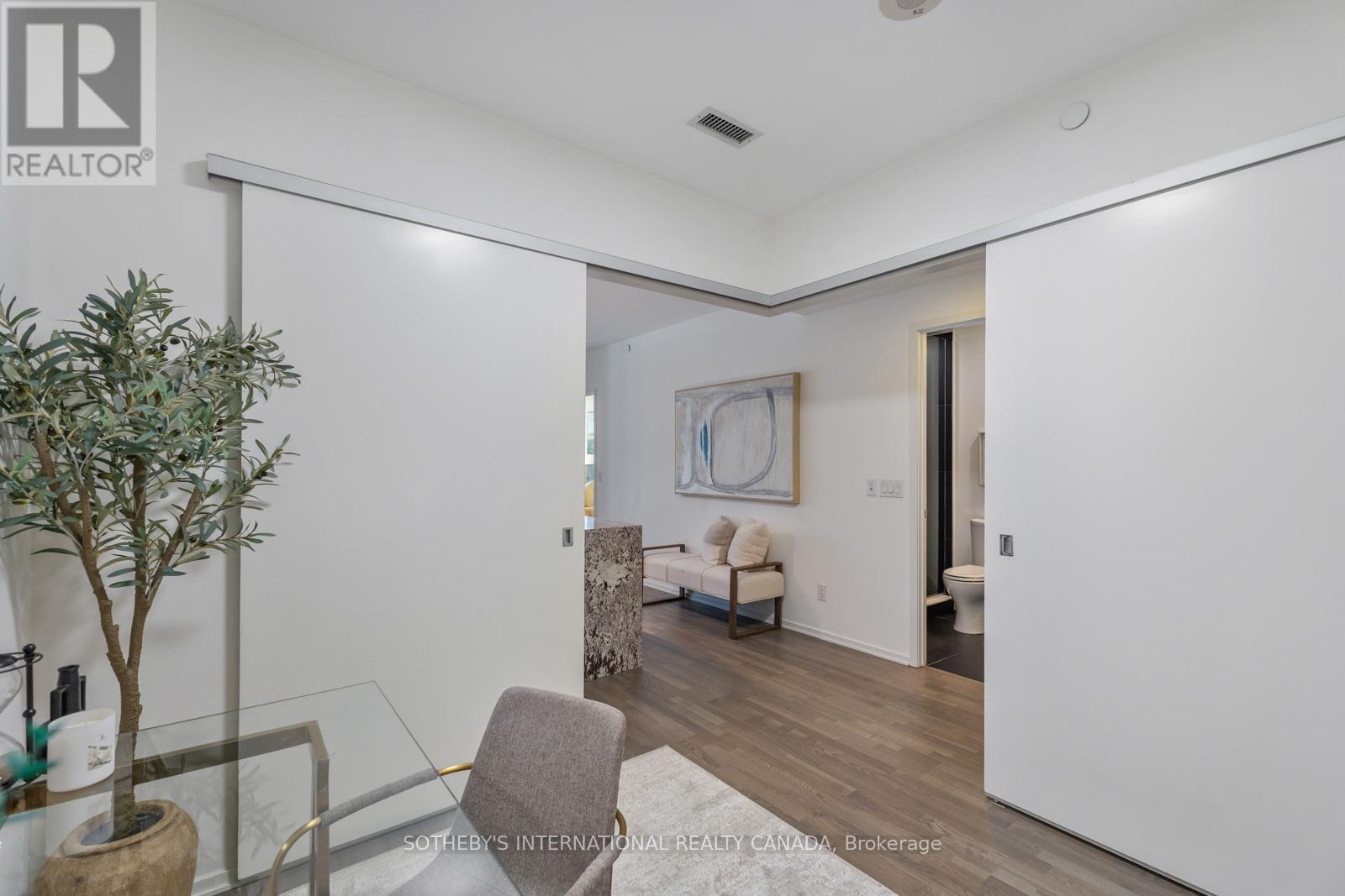 303 - 1 Bloor Street E, Toronto, Ontario  M4W 0A8 - Photo 14 - C12953766