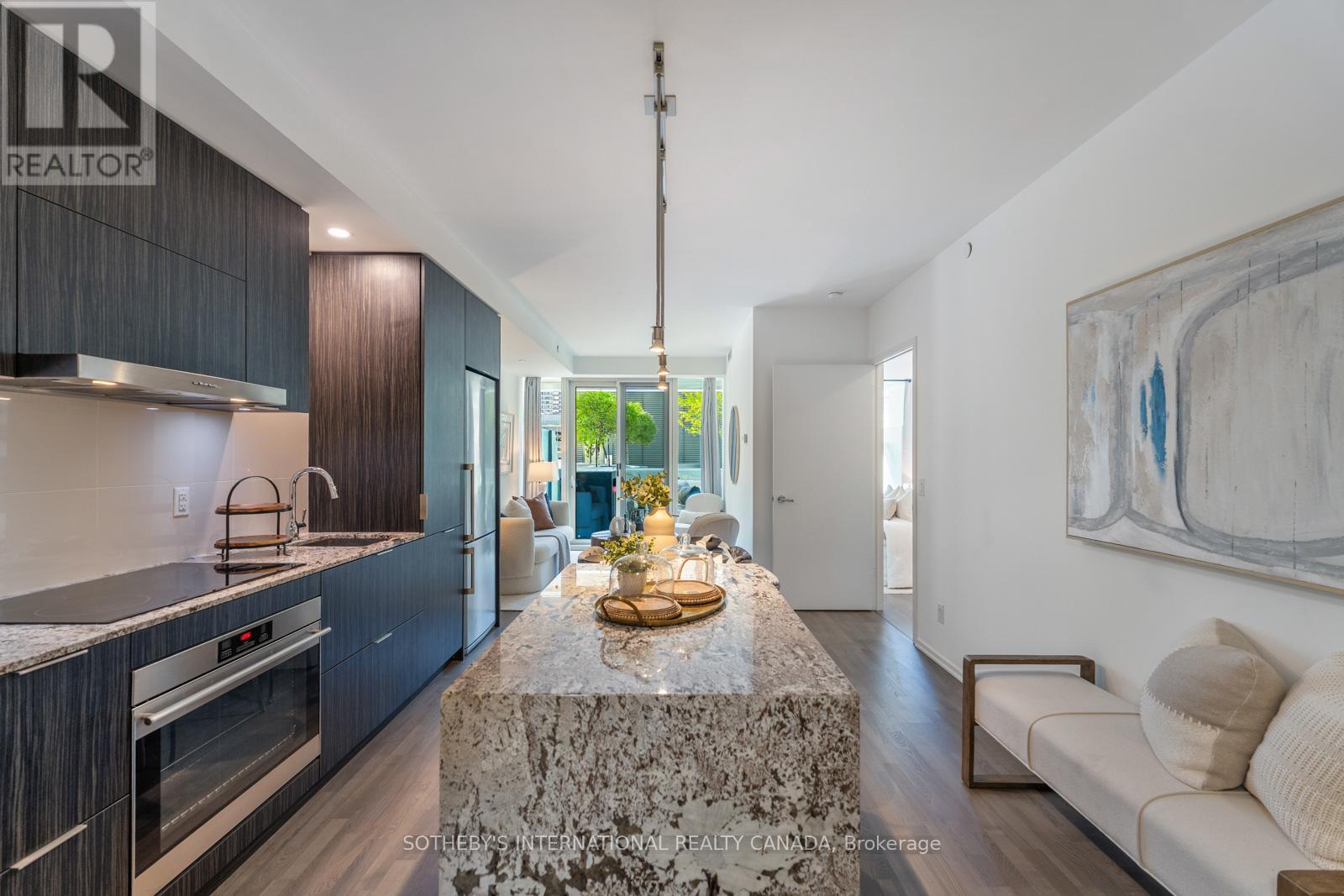 303 - 1 Bloor Street E, Toronto, Ontario  M4W 0A8 - Photo 3 - C12953766