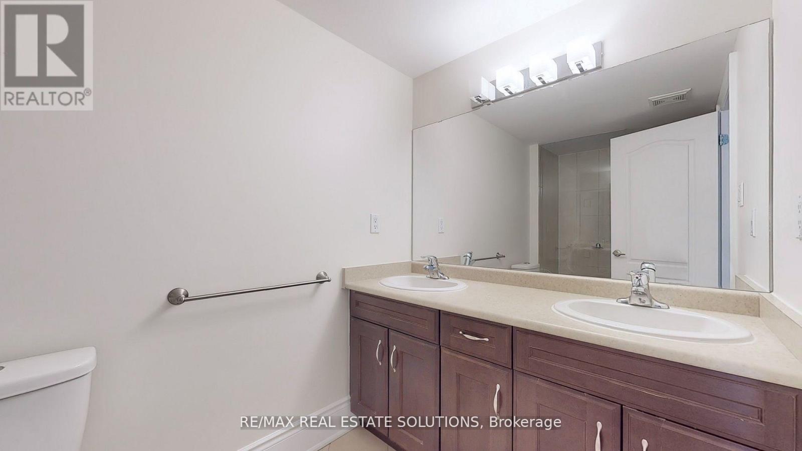 30 Mallingham Court, Toronto, Ontario  M2N 0C7 - Photo 18 - C12953780