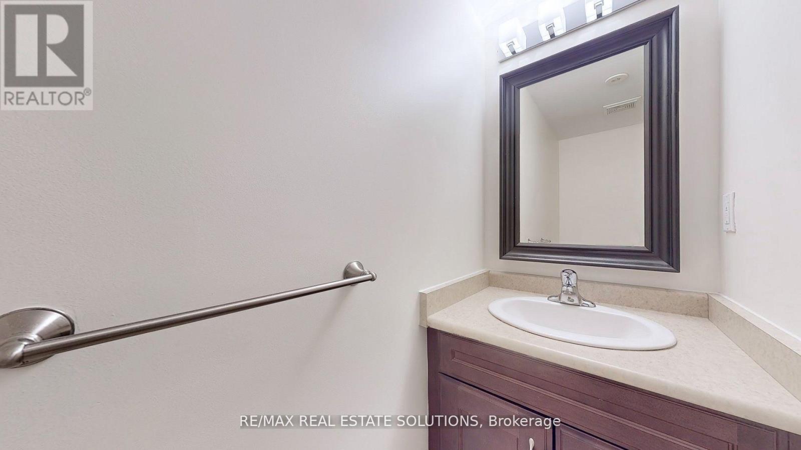 30 Mallingham Court, Toronto, Ontario  M2N 0C7 - Photo 31 - C12953780