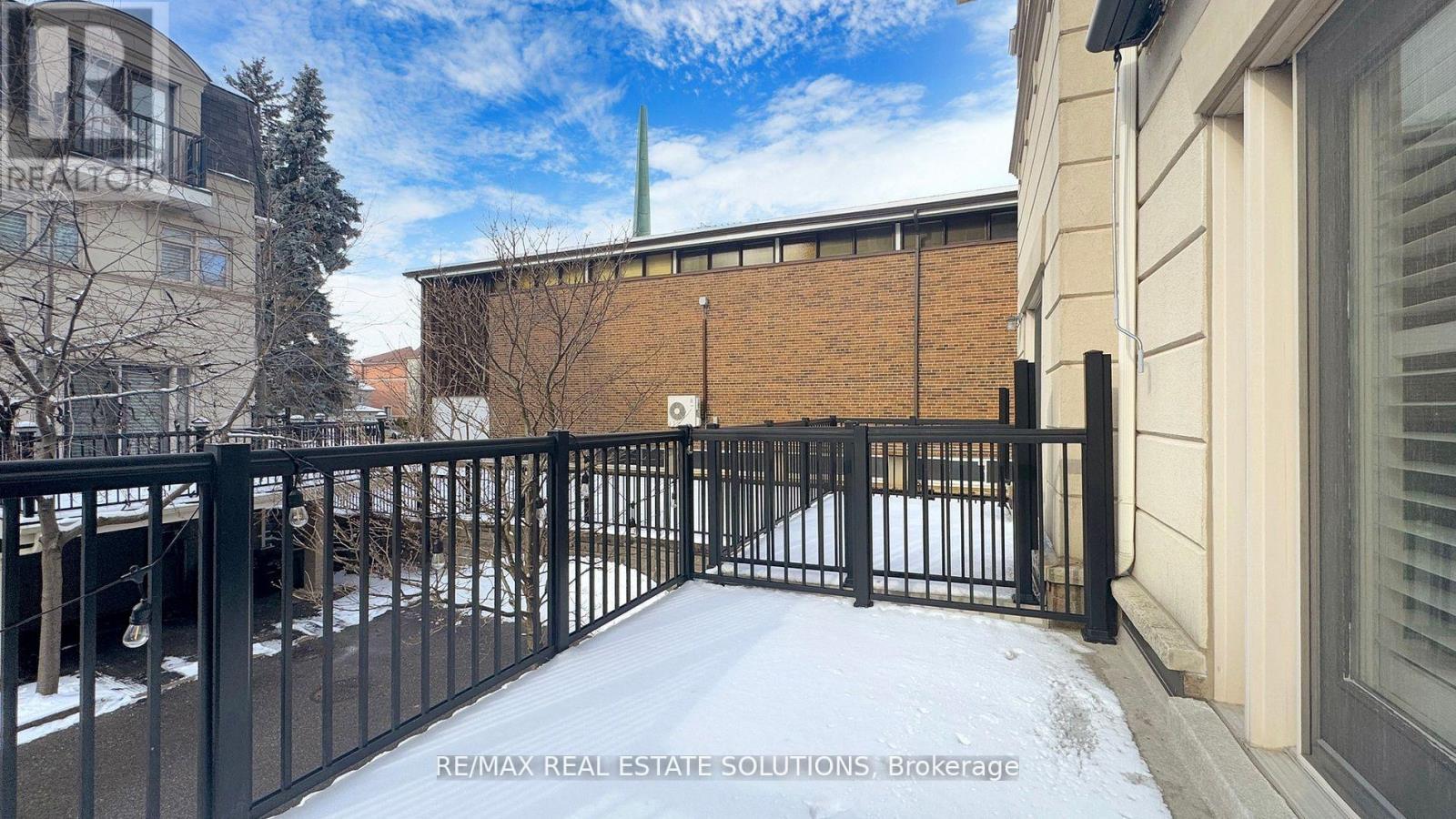 30 Mallingham Court, Toronto, Ontario  M2N 0C7 - Photo 37 - C12953780