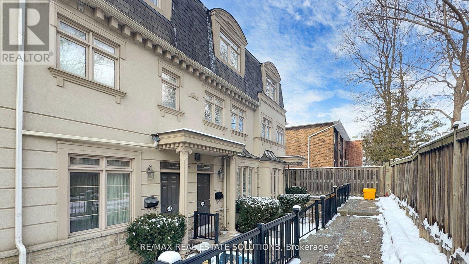 30 Mallingham Court, Toronto, Ontario  M2N 0C7 - Photo 38 - C12953780