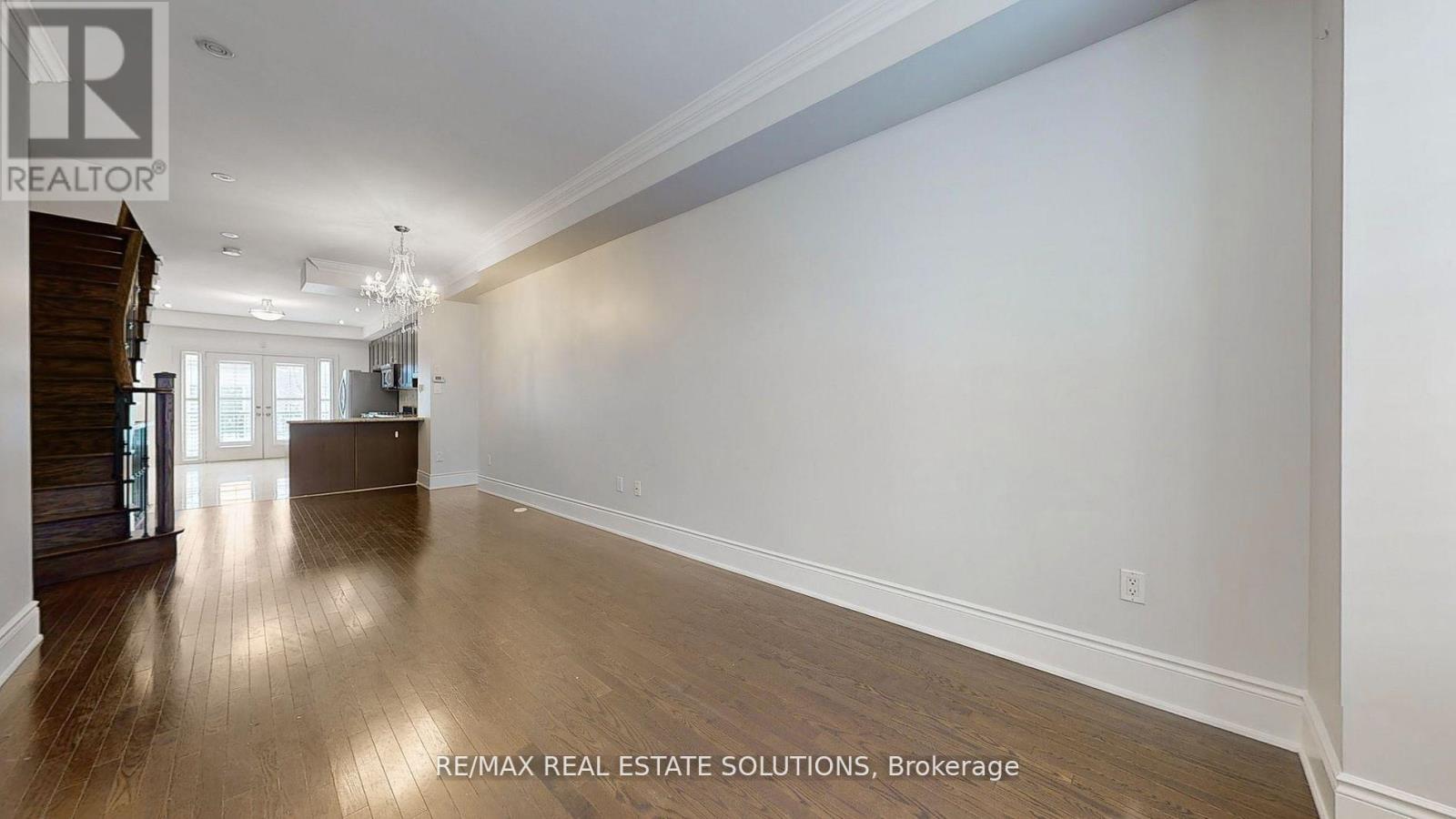 30 Mallingham Court, Toronto, Ontario  M2N 0C7 - Photo 8 - C12953780