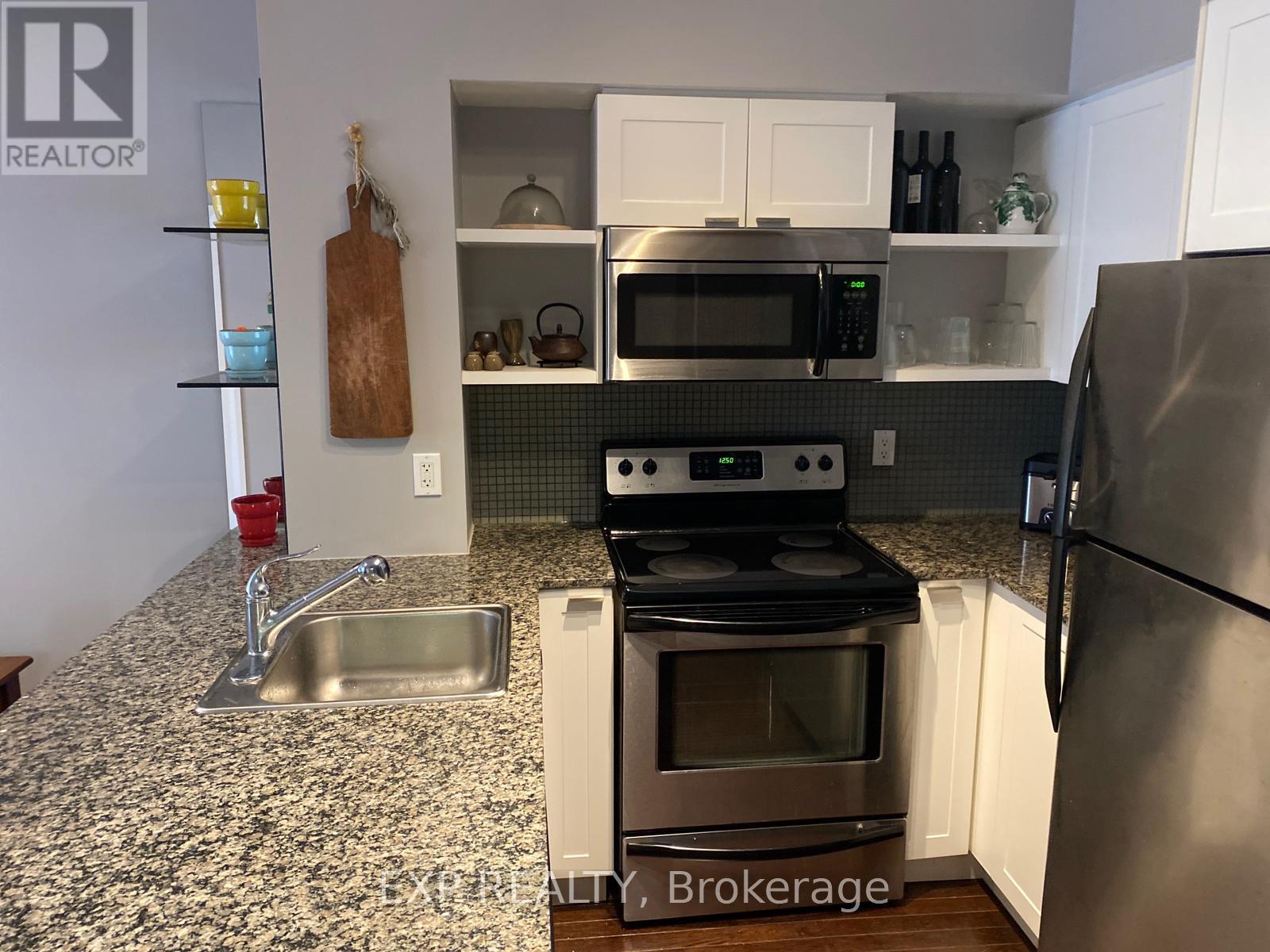 1408 - 35 Hayden Street, Toronto, Ontario  M4Y 2P2 - Photo 4 - C12953818