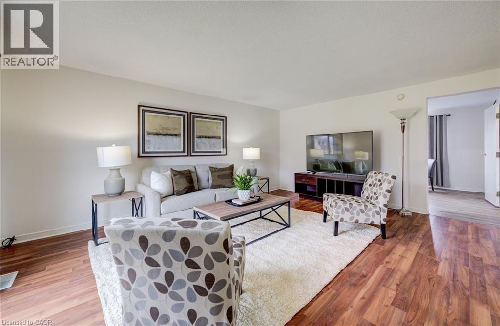 43 Ferguson Avenue, Cambridge, Ontario  N1R 6E9 - Photo 2 - 40814086