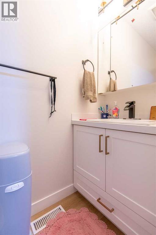 10410 105 Avenue, La Crete, Alberta  T0H 2H0 - Photo 25 - A2288914