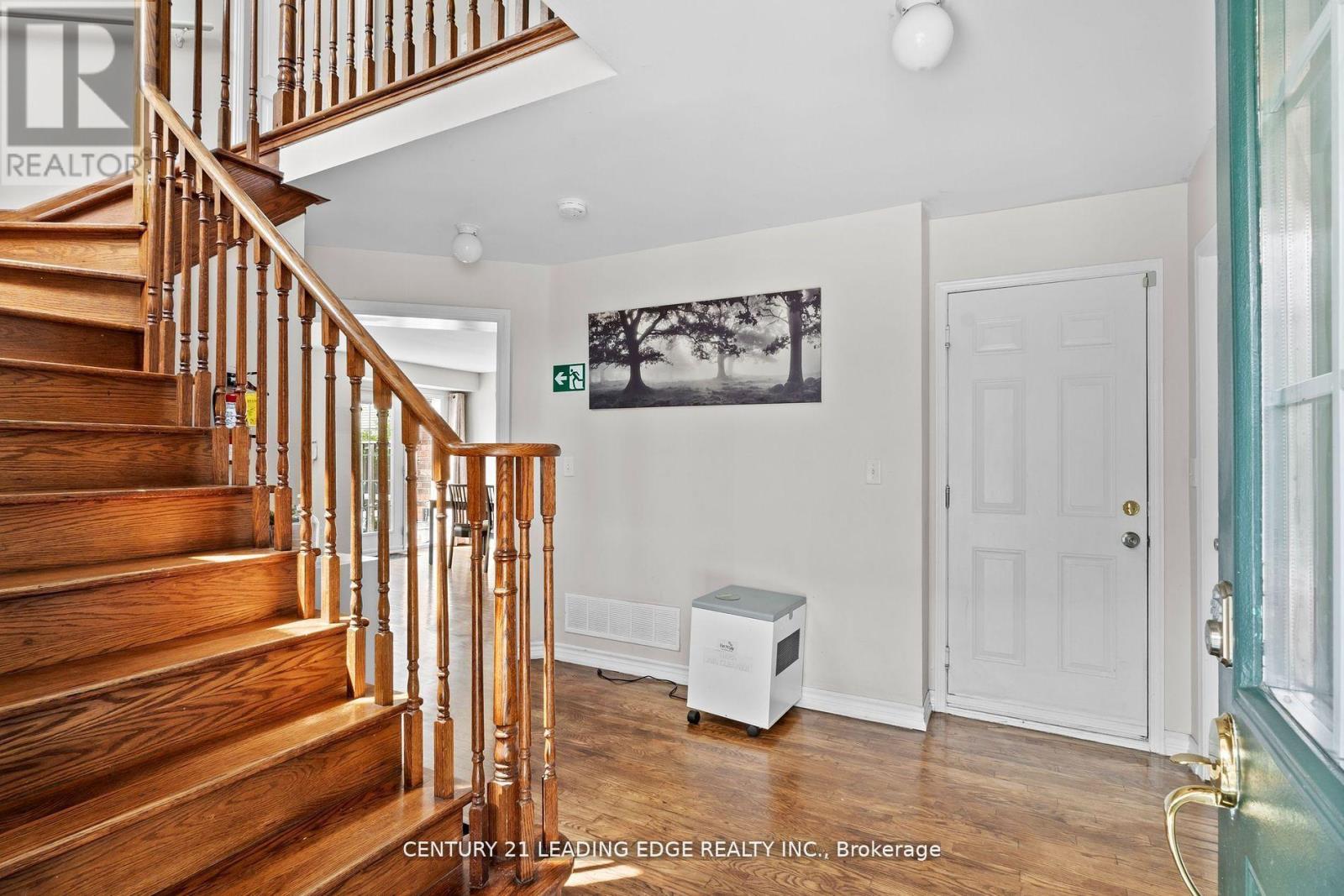 1 Delight Way, Whitby, Ontario  L1M 0G1 - Photo 6 - E12953778