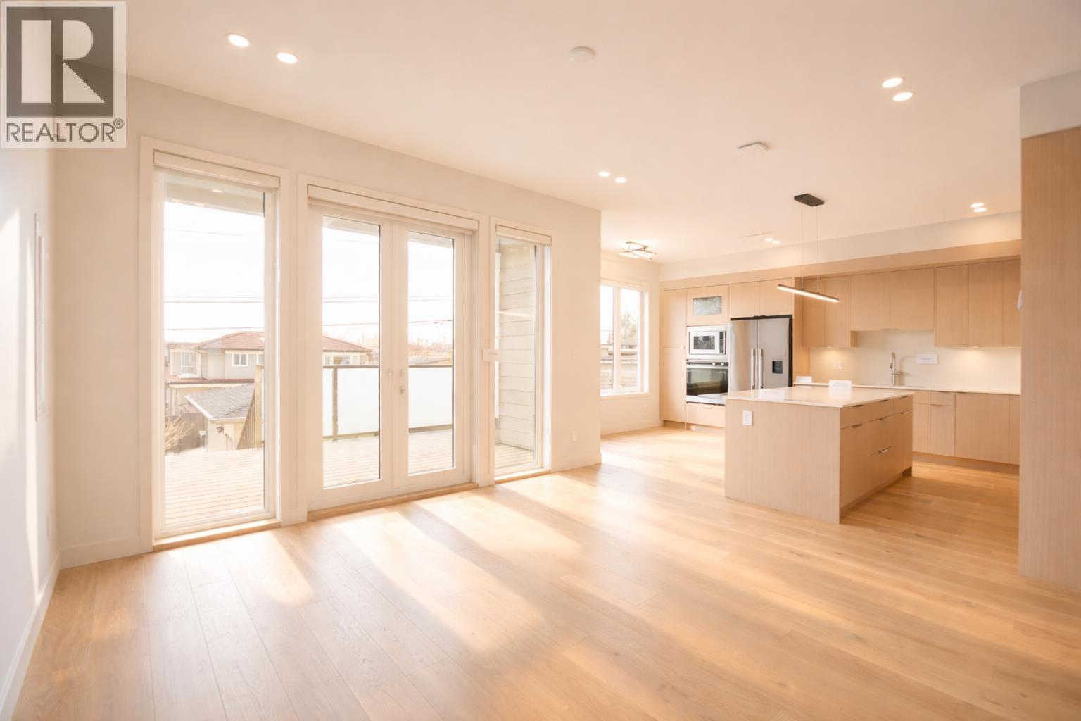 6252 Kitchener Street, Burnaby, British Columbia  V5B 2J4 - Photo 8 - R3106261