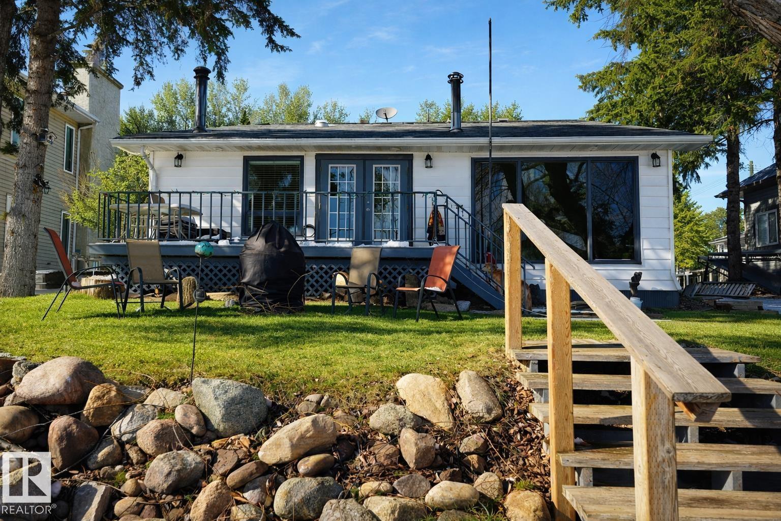 707 7 ST, Rural Lac Ste. Anne County, Alberta