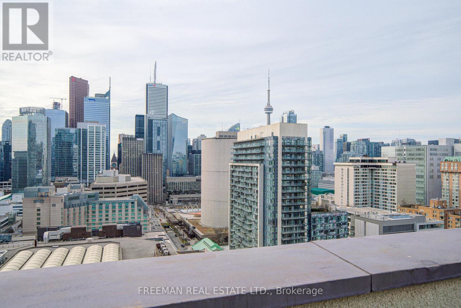 2405 - 633 Bay Street, Toronto, Ontario  M5G 2G4 - Photo 17 - C12953544