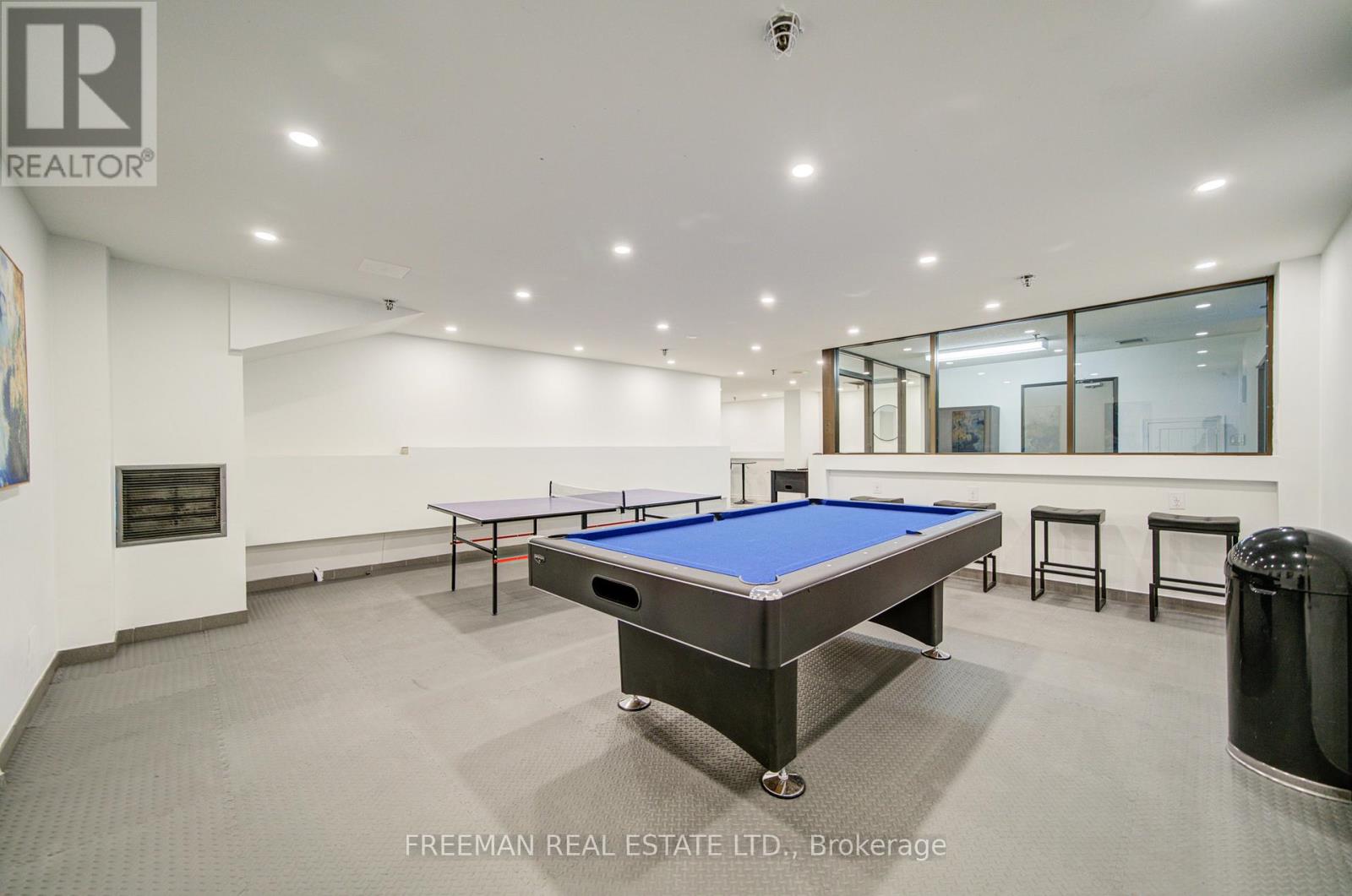 2405 - 633 Bay Street, Toronto, Ontario  M5G 2G4 - Photo 23 - C12953544