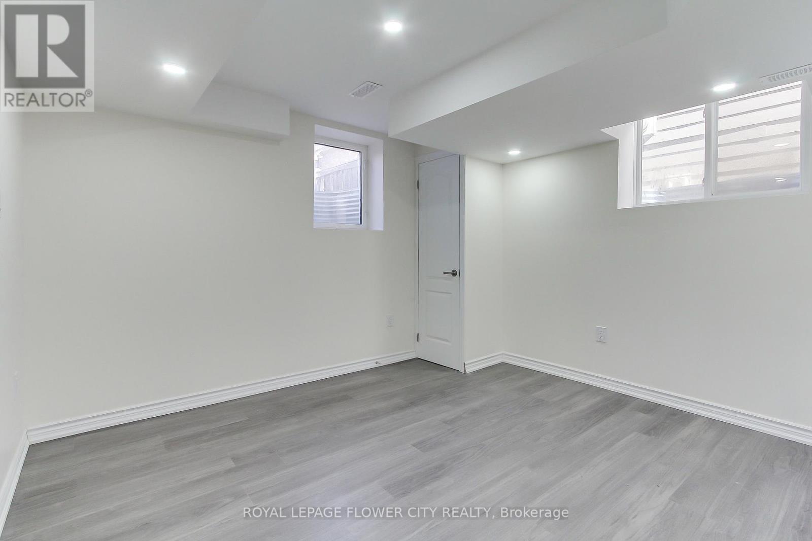 Basement - 25 Aird Court, Milton, Ontario  L9T 3Y1 - Photo 11 - W12953760