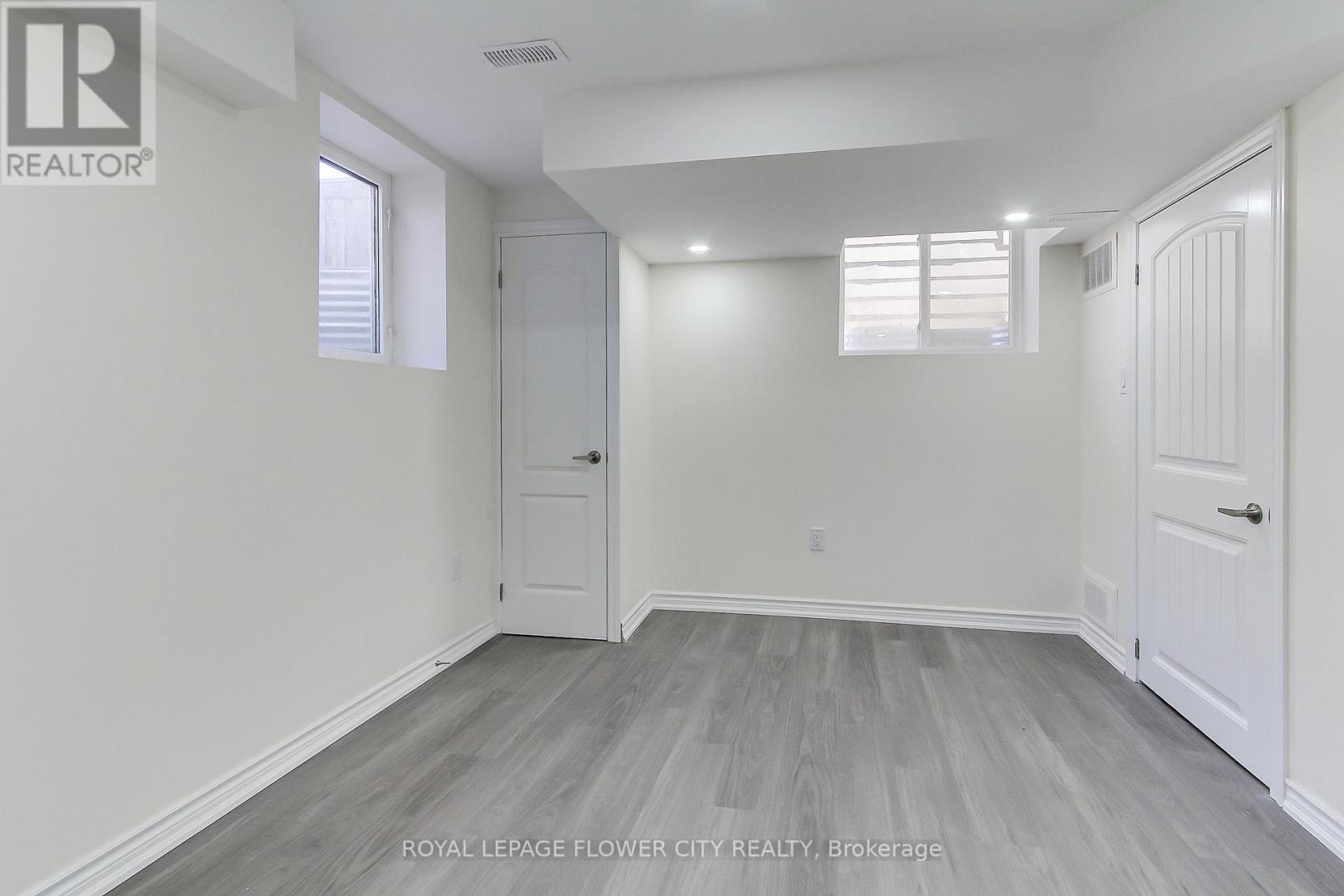 Basement - 25 Aird Court, Milton, Ontario  L9T 3Y1 - Photo 12 - W12953760