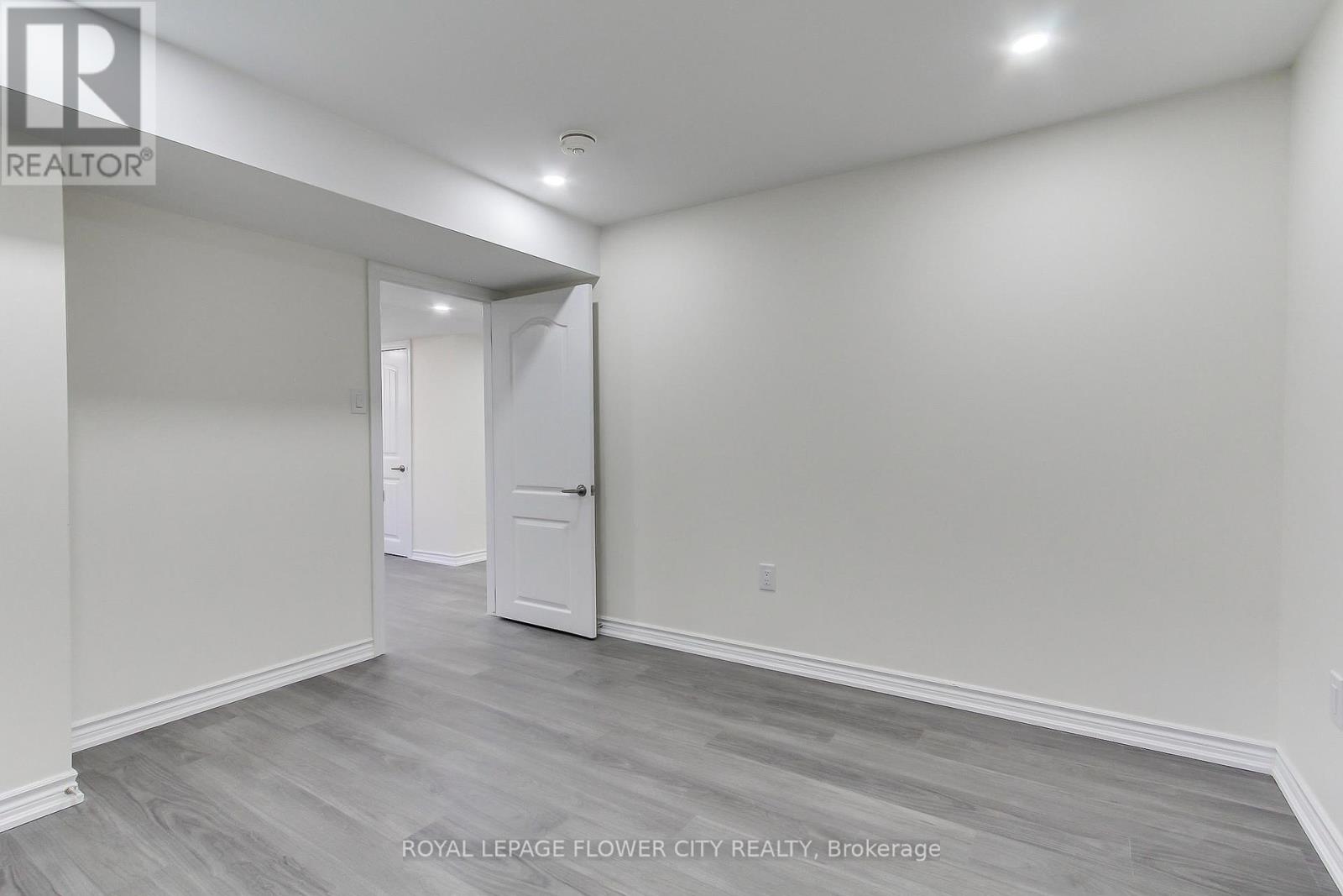 Basement - 25 Aird Court, Milton, Ontario  L9T 3Y1 - Photo 16 - W12953760