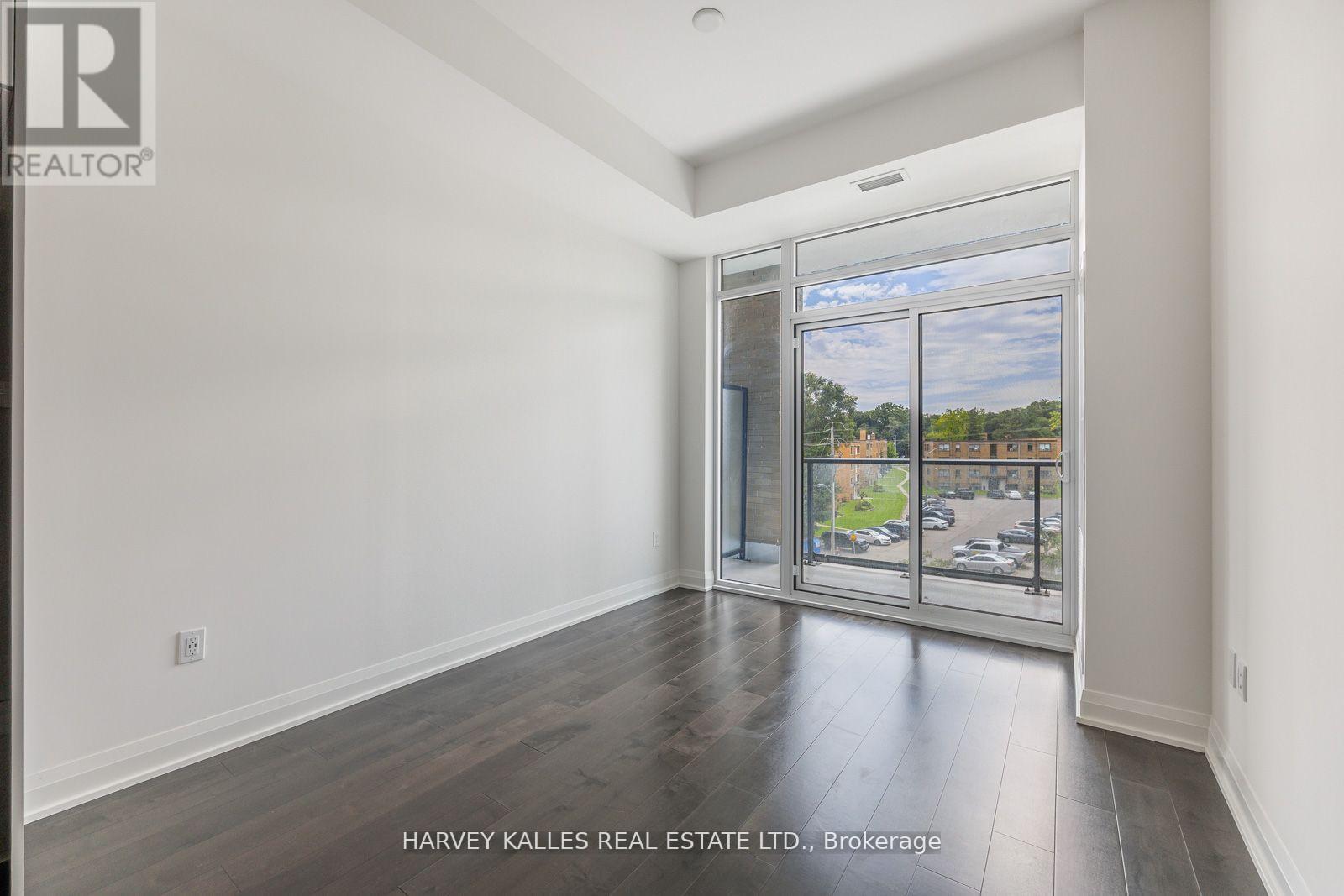 419 - 293 The Kingsway, Toronto, Ontario  M9A 0E8 - Photo 3 - W12953764