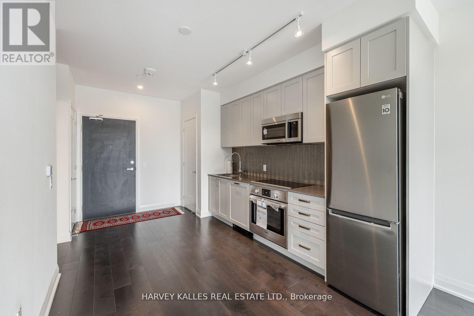 419 - 293 The Kingsway, Toronto, Ontario  M9A 0E8 - Photo 6 - W12953764