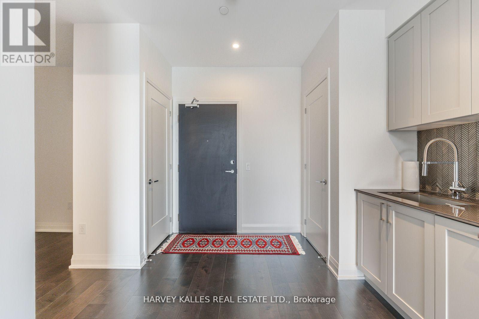 419 - 293 The Kingsway, Toronto, Ontario  M9A 0E8 - Photo 7 - W12953764