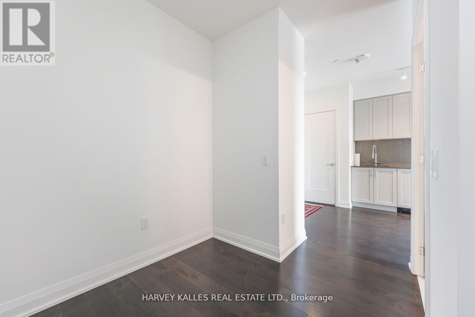 419 - 293 The Kingsway, Toronto, Ontario  M9A 0E8 - Photo 9 - W12953764