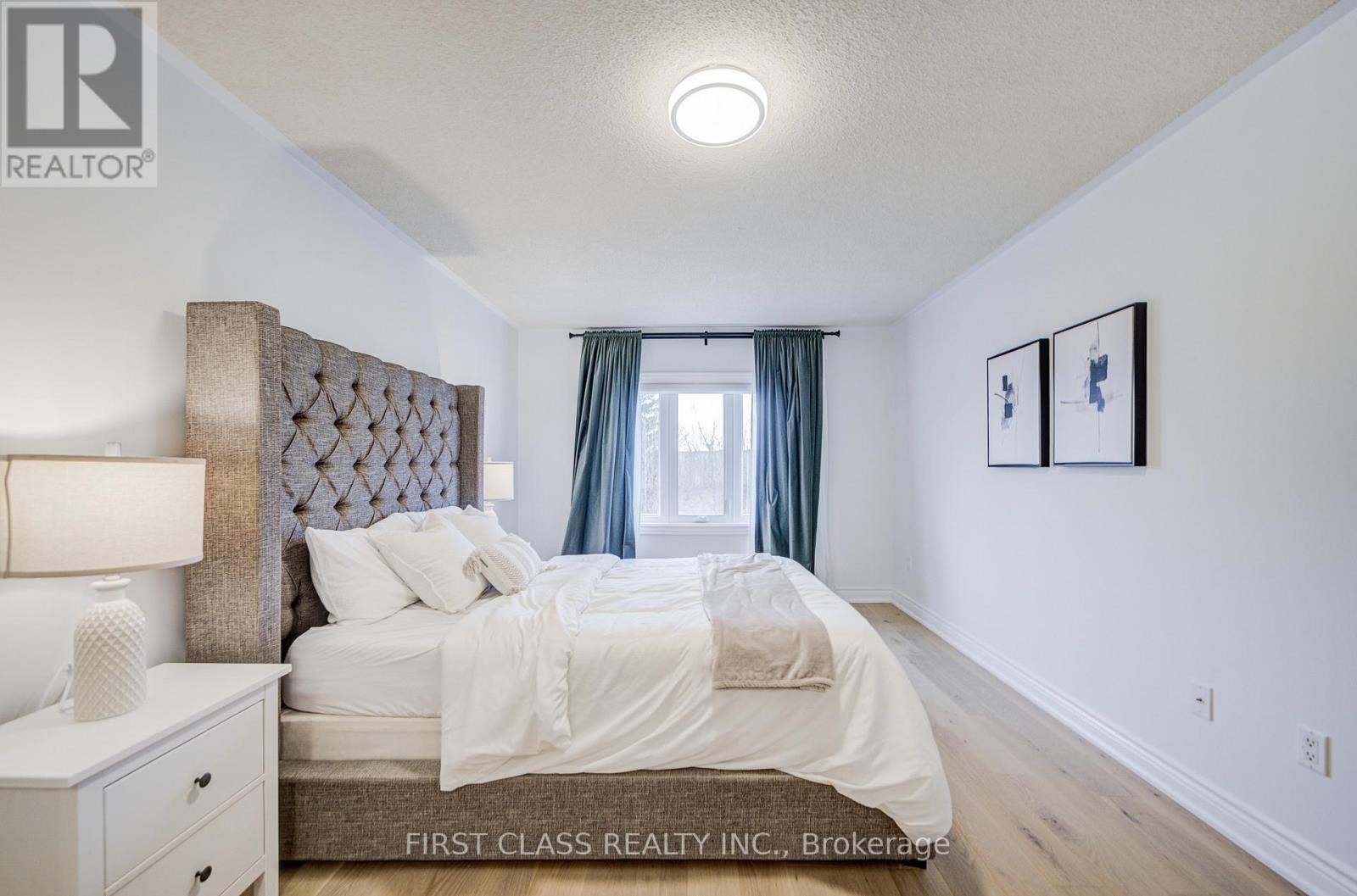 626 Wildgrass Road, Mississauga, Ontario  L5B 4J1 - Photo 10 - W12953776