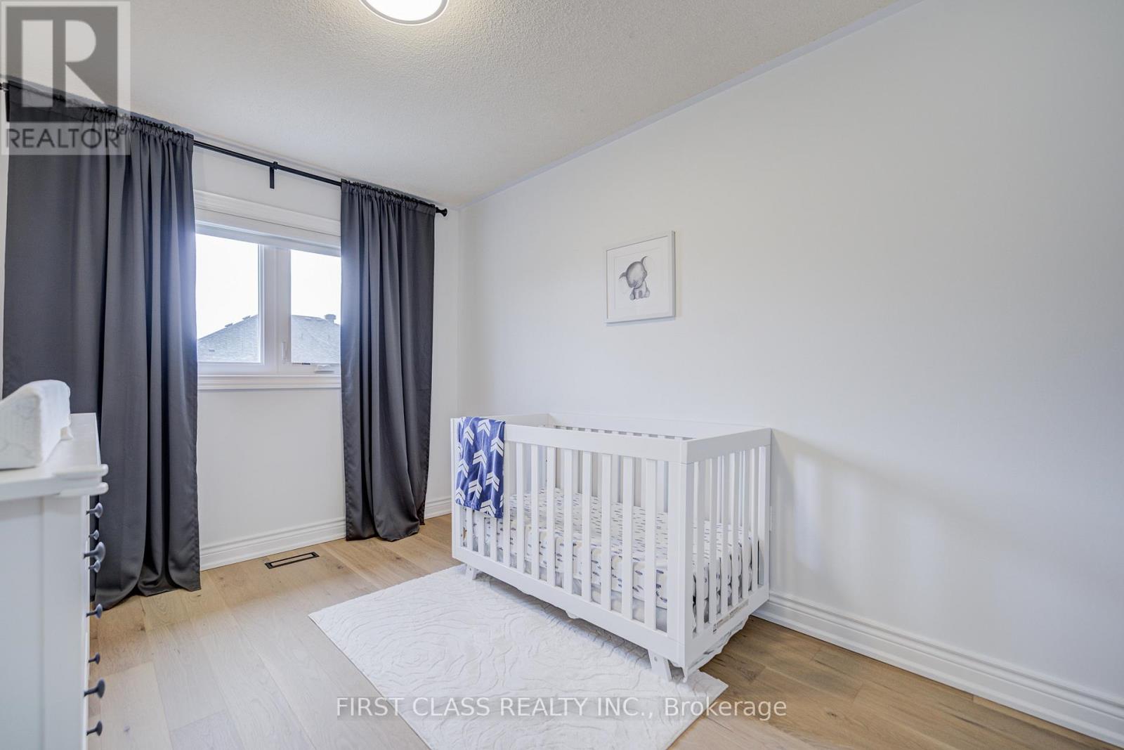 626 Wildgrass Road, Mississauga, Ontario  L5B 4J1 - Photo 17 - W12953776