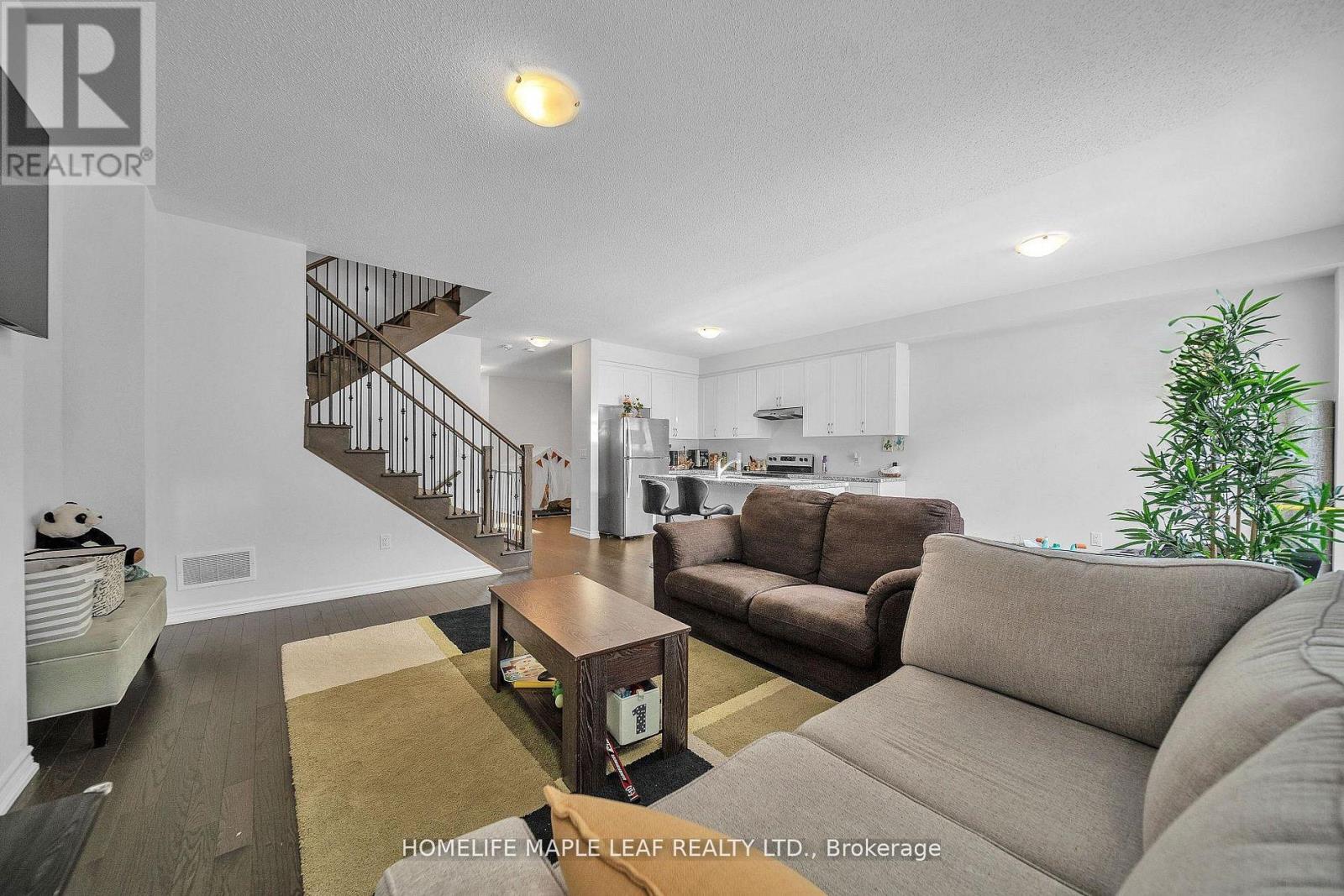 32 Camino Real Drive, Caledon, Ontario  L7C 1Z9 - Photo 11 - W12953786