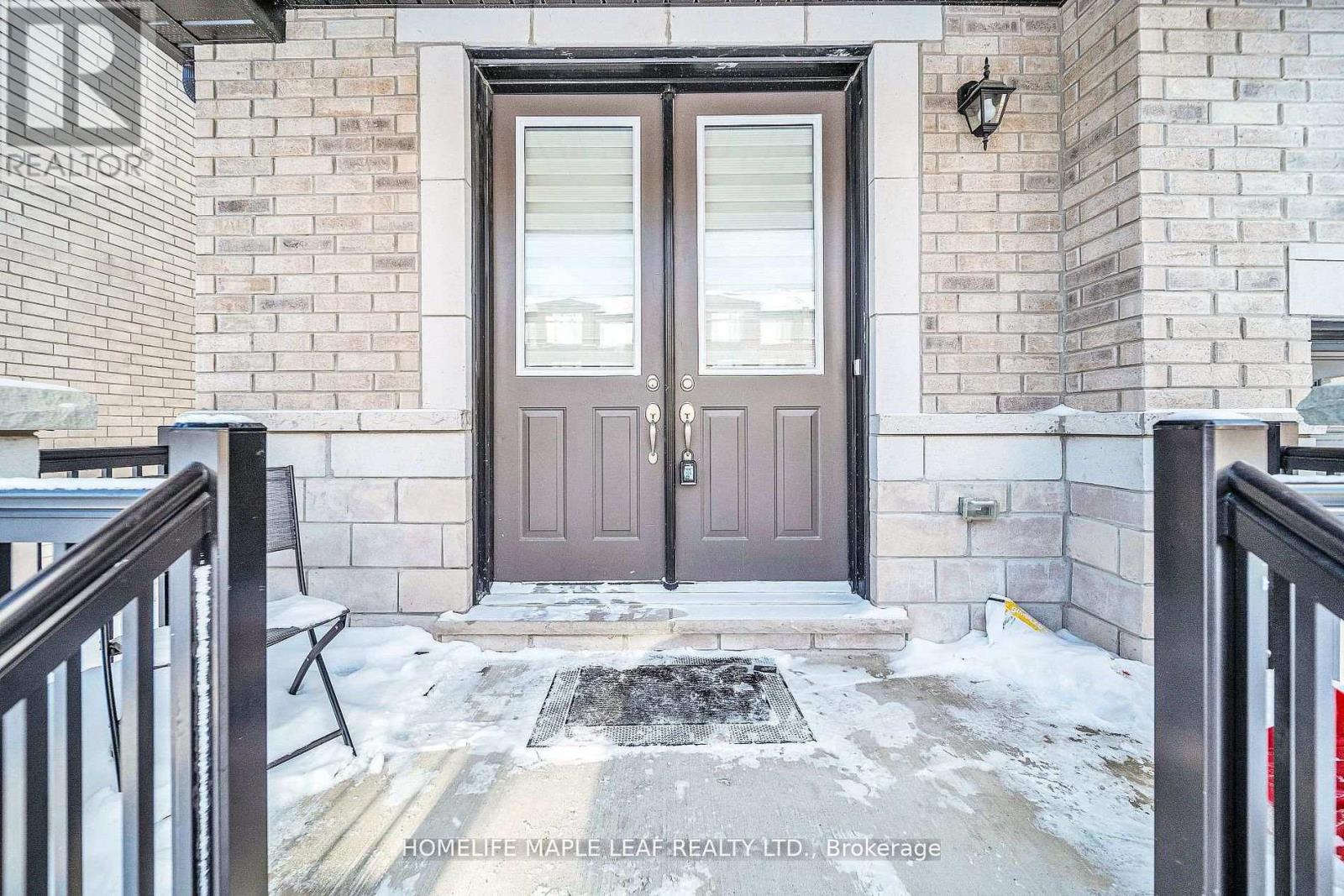 32 Camino Real Drive, Caledon, Ontario  L7C 1Z9 - Photo 3 - W12953786