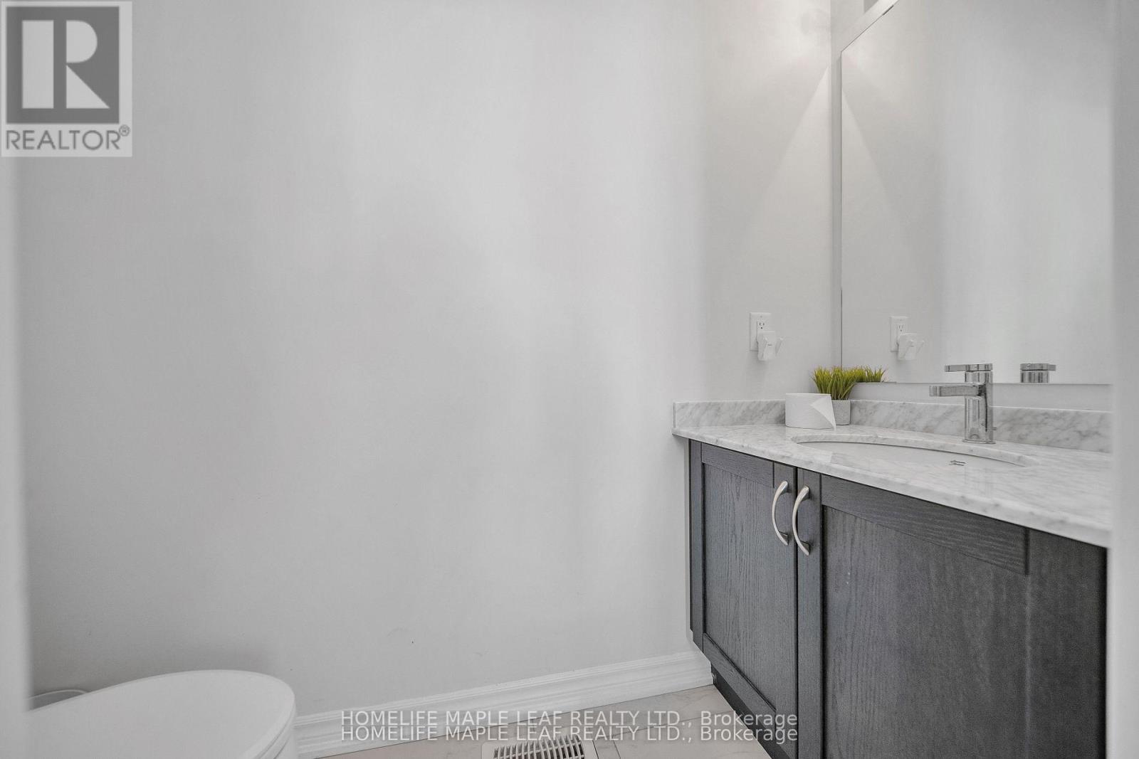 32 Camino Real Drive, Caledon, Ontario  L7C 1Z9 - Photo 6 - W12953786