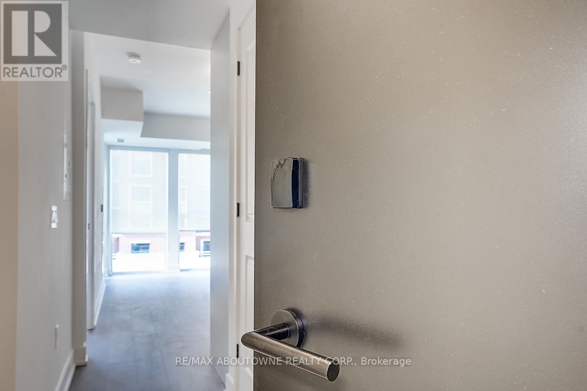 709 - 2333 Khalsa Gate, Oakville, Ontario  L6M 0X7 - Photo 8 - W12953840