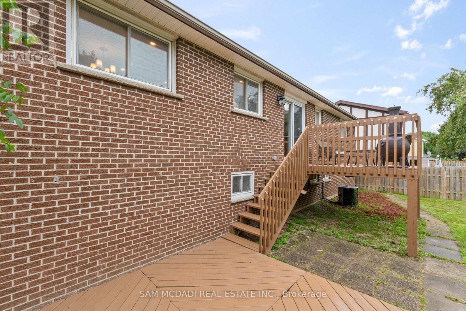 7209 Fayette Circle, Mississauga, Ontario  L5N 1Y5 - Photo 40 - W12953848