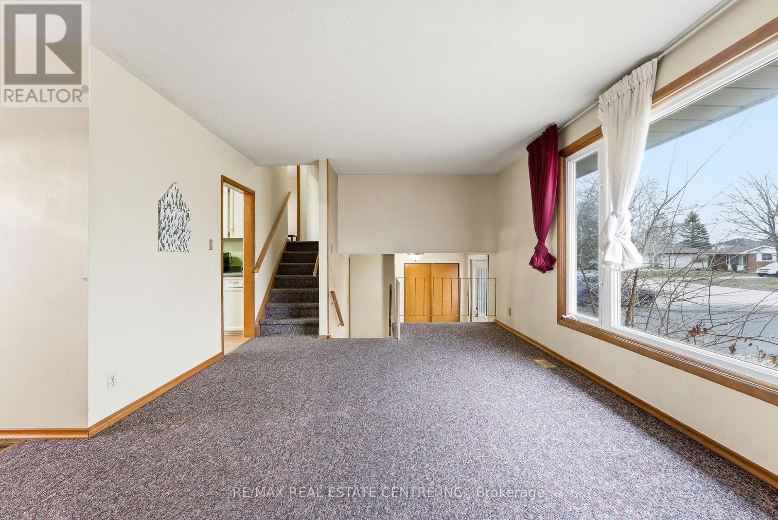 640 Bridge Street E, Belleville, Ontario  K8N 1S5 - Photo 11 - X12924154