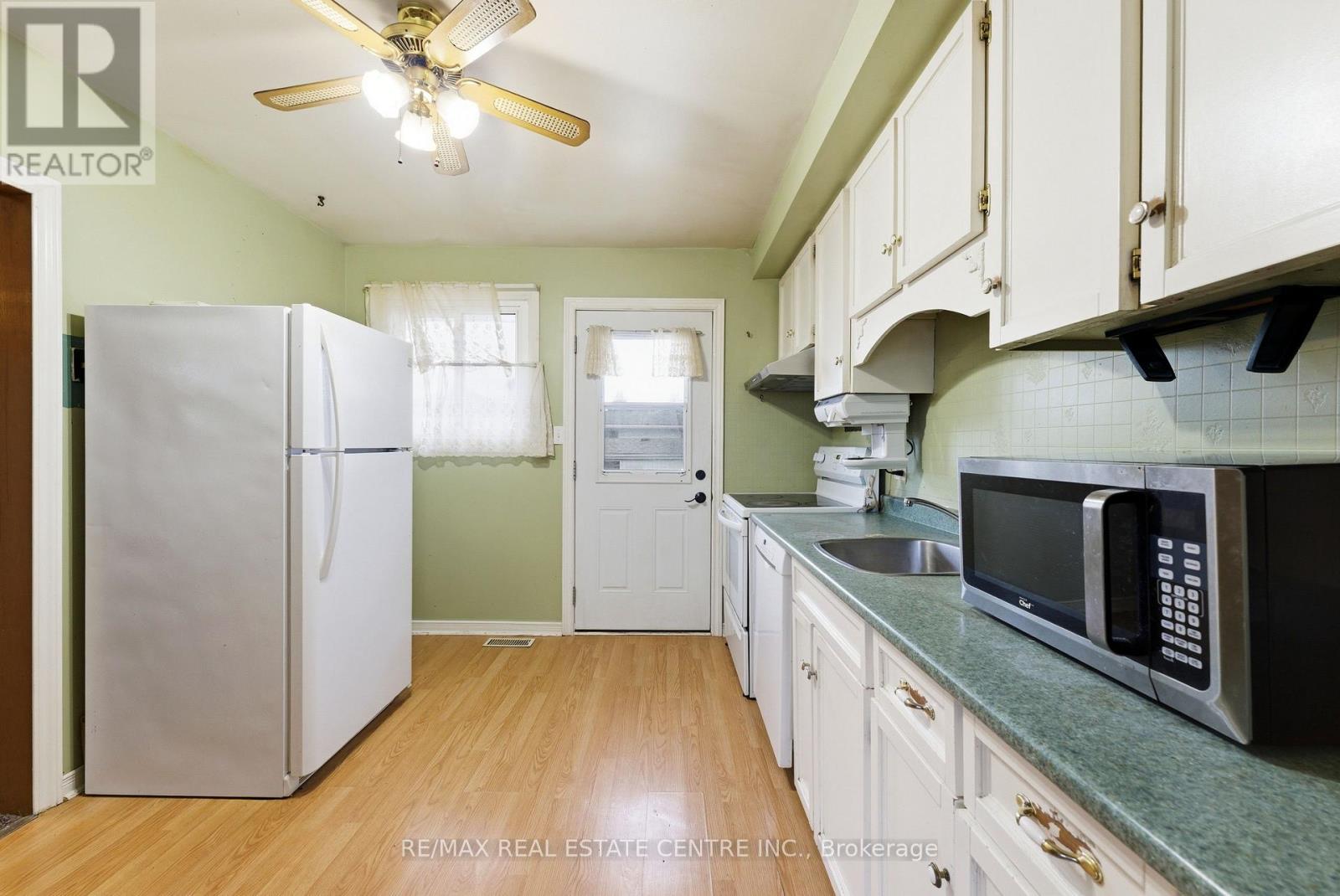 640 Bridge Street E, Belleville, Ontario  K8N 1S5 - Photo 15 - X12924154