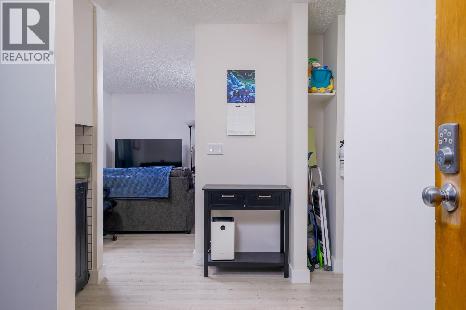 1510 Nickelplate Road Unit# 208, Rossland, British Columbia  V0G 1Y0 - Photo 5 - 10381346