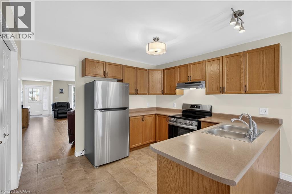 56 Mcfarlane Drive, Cambridge, Ontario  N3C 4L7 - Photo 14 - 40815232