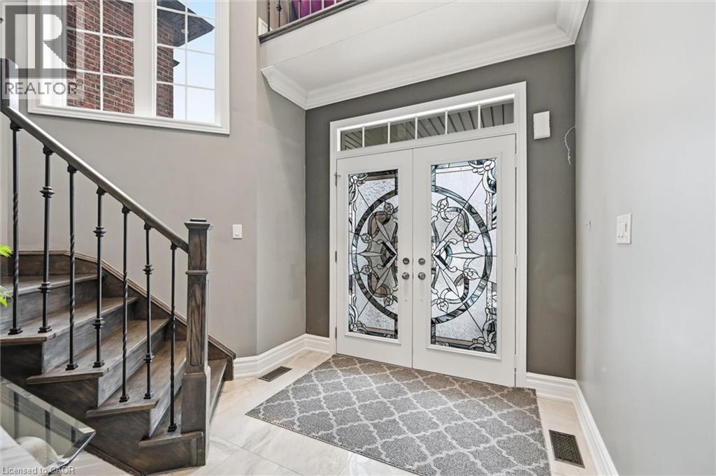 456 Valridge Drive, Ancaster, Ontario  L9G 0B2 - Photo 3 - 40817333