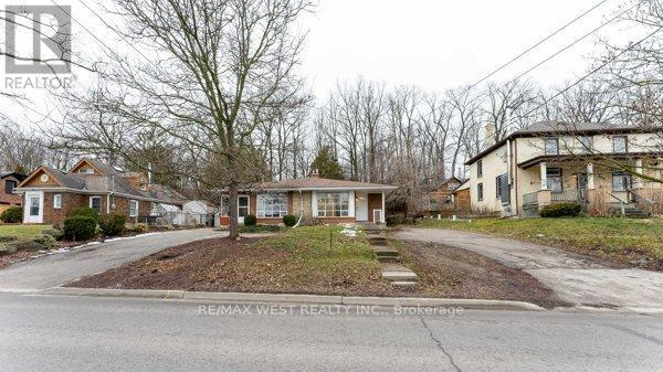 368 Fountain Street S, Cambridge, Ontario  N3H 1J3 - Photo 3 - X12953800