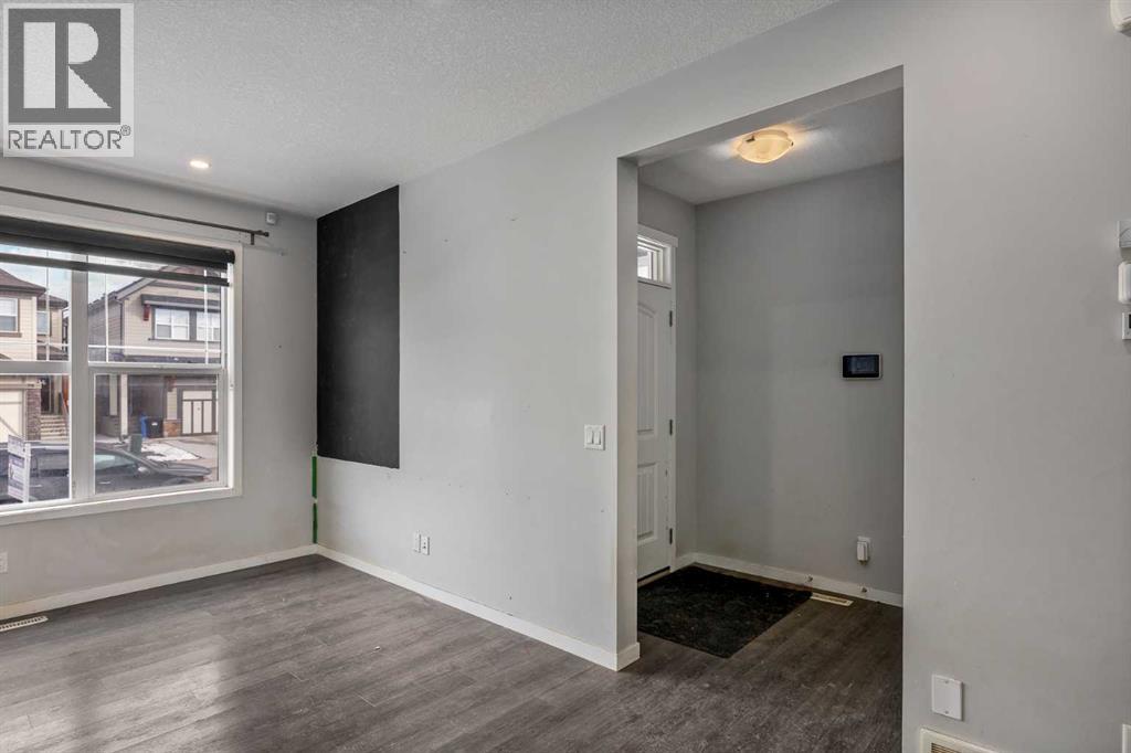 77 Masters Street Se, Calgary, Alberta  T3M 2R7 - Photo 4 - A2290150