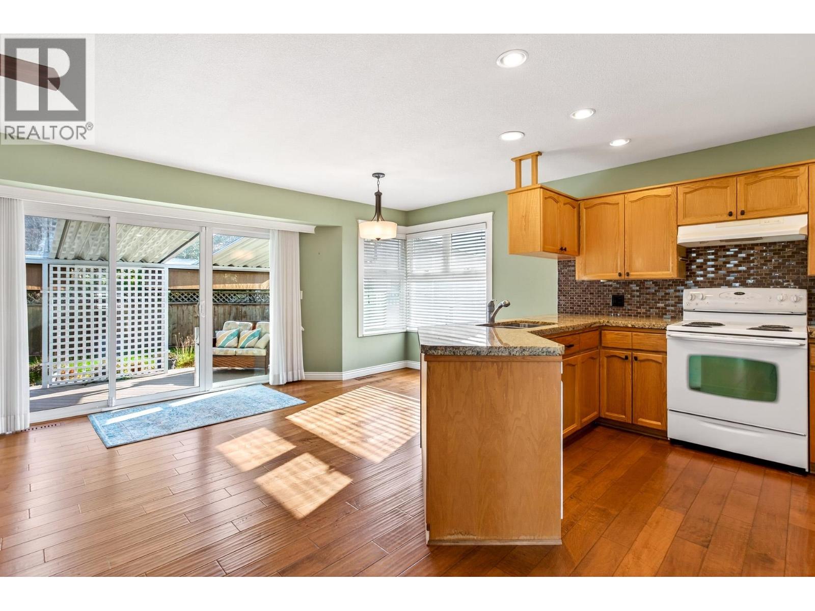 1238 Benneck Way, Port Coquitlam, British Columbia  V3C 5Y9 - Photo 18 - R3106530