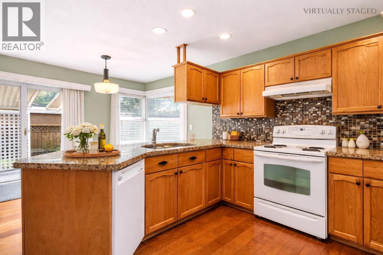 1238 Benneck Way, Port Coquitlam, British Columbia  V3C 5Y9 - Photo 14 - R3106530