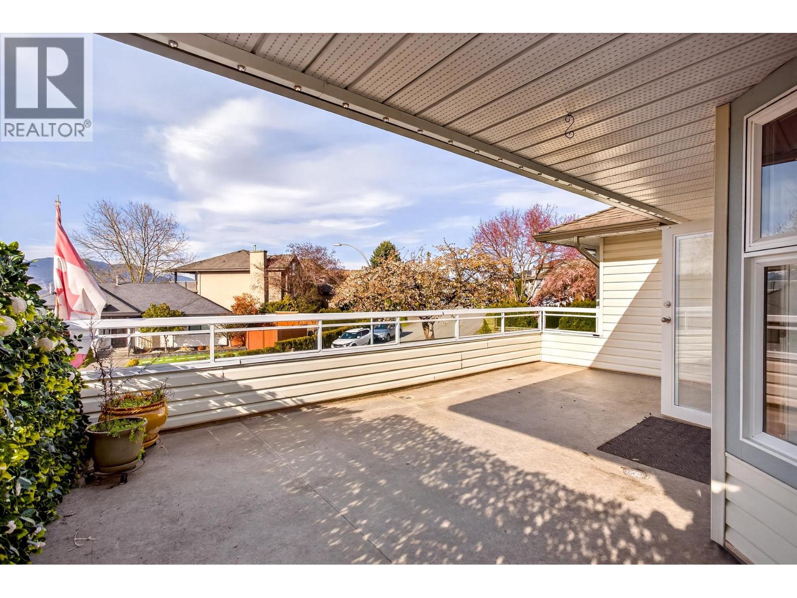 1238 Benneck Way, Port Coquitlam, British Columbia  V3C 5Y9 - Photo 12 - R3106530