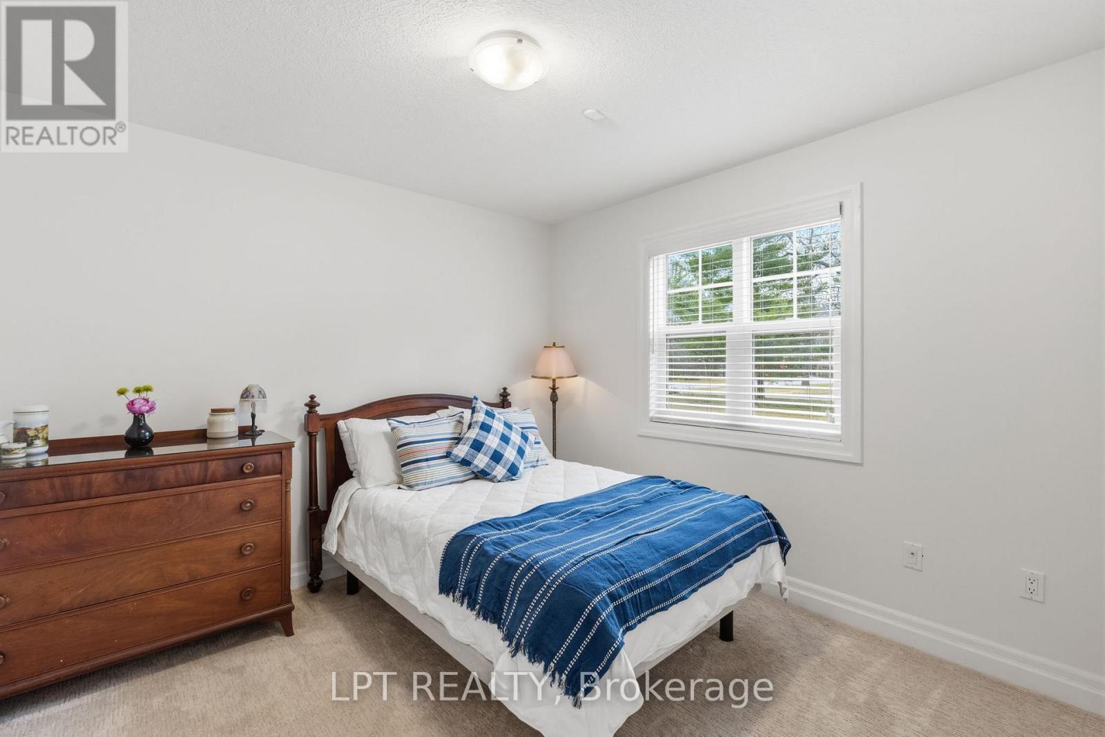 10023 Jenna Road, Lambton Shores, Ontario  N0M 1T0 - Photo 28 - X12953964